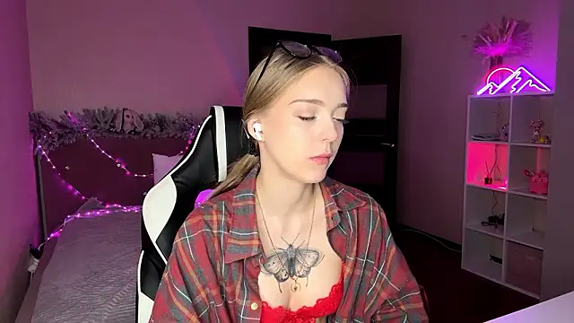 EvaPeace 现场XXX聊天