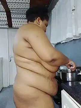 MassiveBoobsxxxx 现场XXX聊天