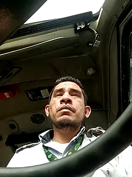 Chat XXX en directo de Gloryholeroom