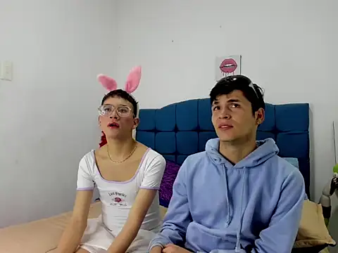 Chat XXX en directo de CoupleFire_