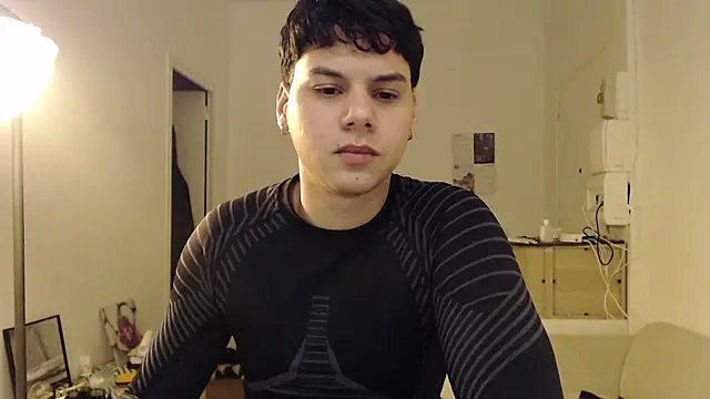 tomas_boy20 élő XXX-chatje