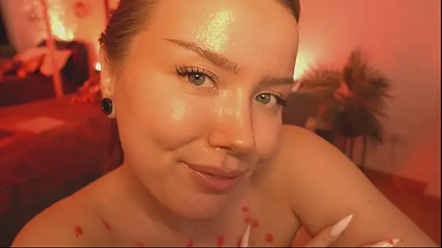 DaisyStacey élő XXX-chatje