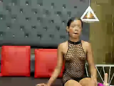 EmaCalcedo élő XXX-chatje