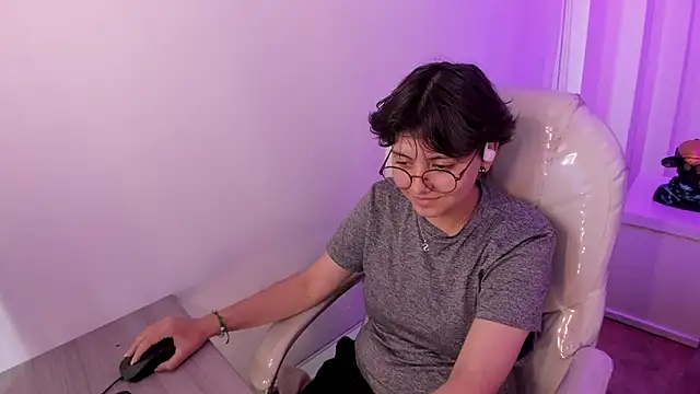 Nathaly_ds – Naživo XXX chat