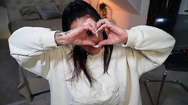 Živý XXX chat hotmilfbitch