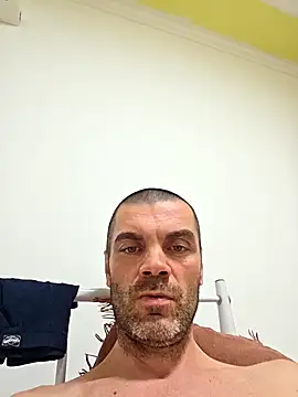 Chatroom XXX en direct de DOMINATOR_SIR-MASTER