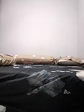 Chatroom XXX en direct de Dwirosebig