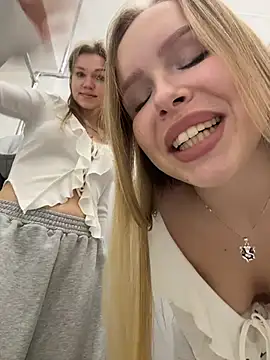 Liza_risky – Naživo XXX chat