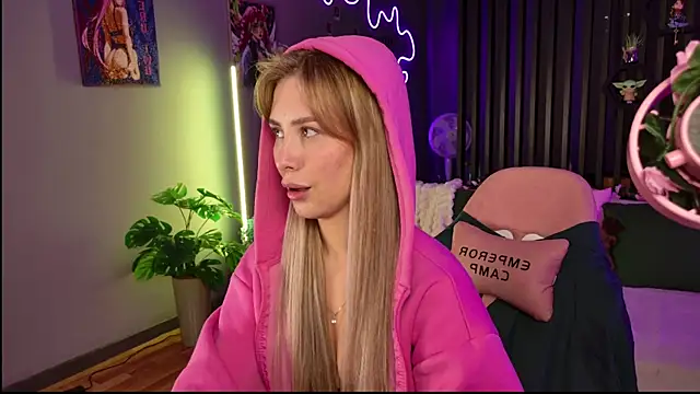 Chatroom XXX en direct de plugmyHDMI