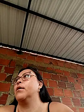 Dirty-Momm-Divorced-HotのライブXXXチャット