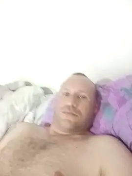 DinoSaurio0941 Show in webcam