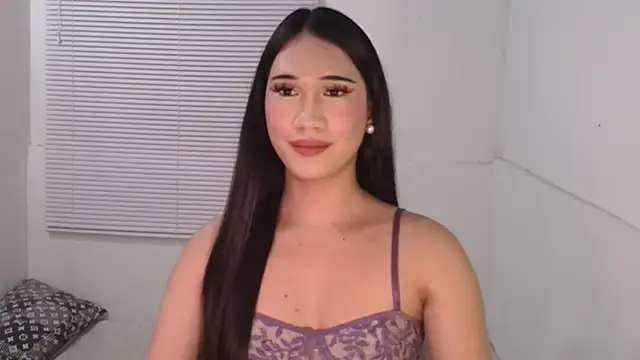 SimplyXia: онлайн-секс-чат