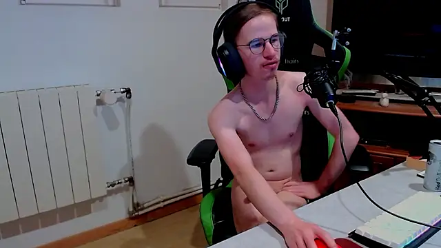 YoungSebi – webcam-show