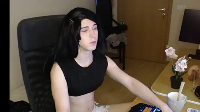 Pearl_Inferno: онлайн-секс-чат