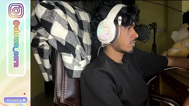 RavenKisses: онлайн-секс-чат