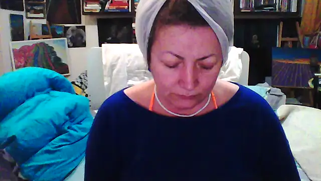 MariaAnaSunshine 现场XXX聊天