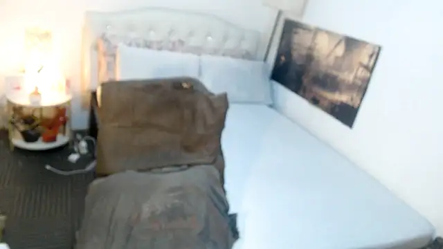 NinaDOM4CUM Webcam-Show