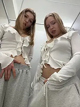 Liza_risky's Live XXX Chat