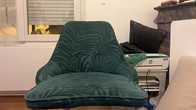 nanaisbackk élő XXX-chatje