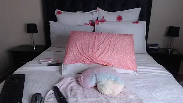 Czat XXX na żywo – Sexynaughty_Girl