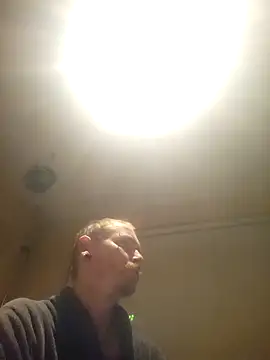 Chat +18 de piercingpik ao vivo