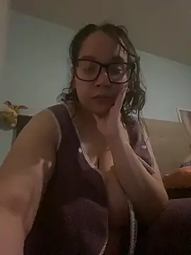 bellakay19 élő XXX-chatje