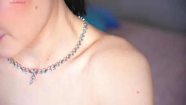 Emily_Cesoni – Naživo XXX chat