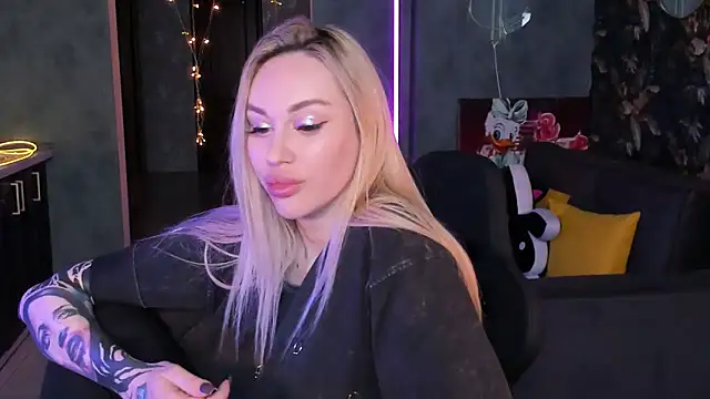 Blckmirrorr Live XXX Chat