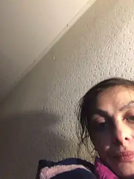 Show modela ChantalXOrchid na web-kameri