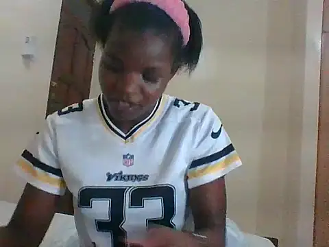 hotgal1112 在線直播表演