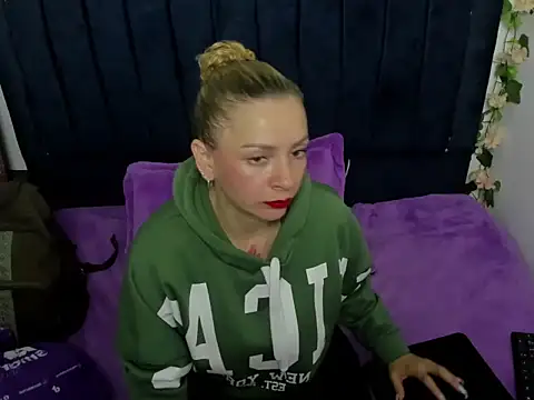 alaha_evans Chat XXX in diretta