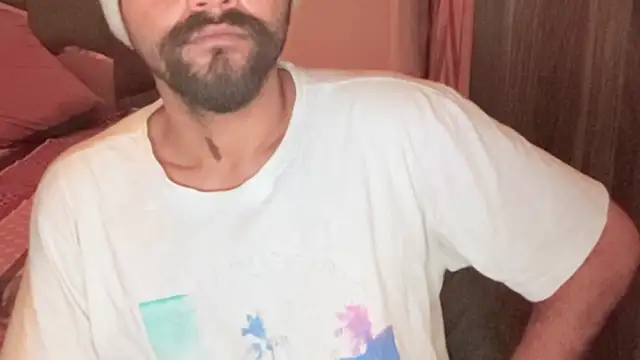 MakeMeAwareAah's Live XXX Chat