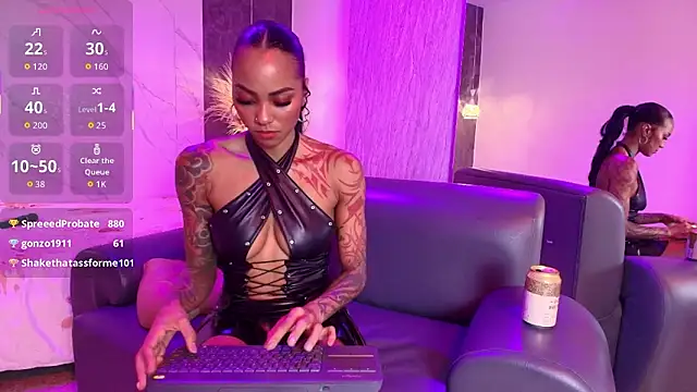 LizStorm_'s Live XXX Chat