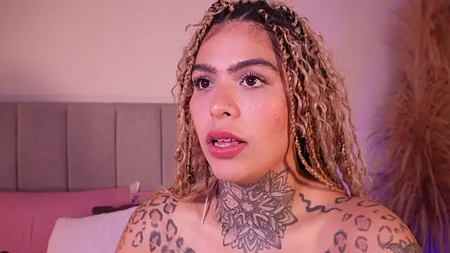 curvyliciousss 라이브 XXX 채팅