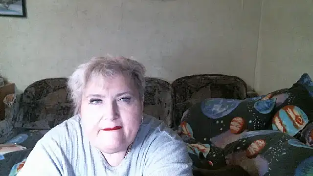 Lana555: онлайн-секс-чат