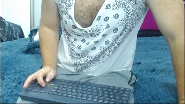 michacosio 即時 XXX 聊天