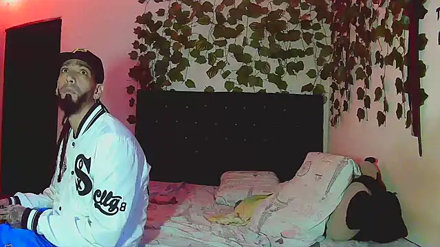 XXX chat uživo modela caribbeanlover1