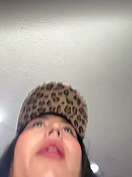 Chat +18 de saranghae_ ao vivo