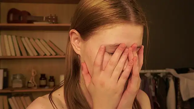 Онлайн чат XXX LynHillaire