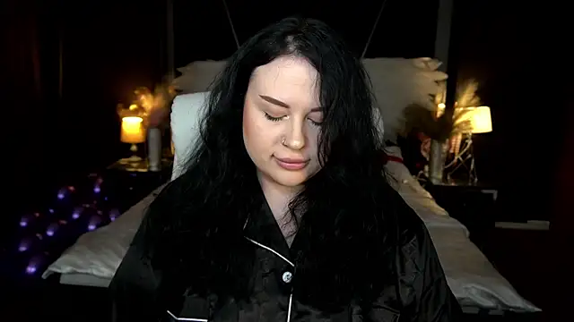 Онлайн чат XXX SerahMirabeli