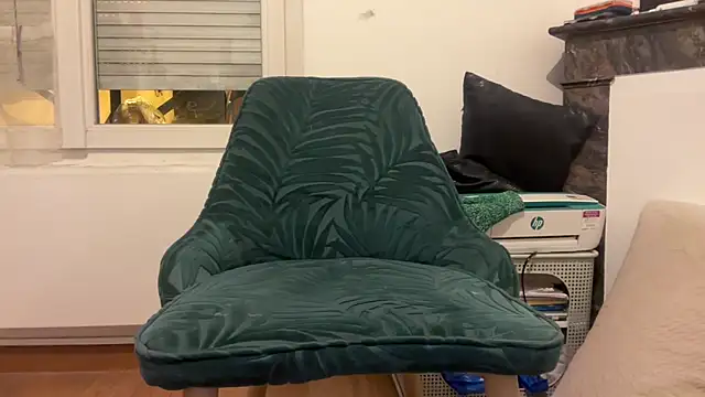 Онлайн чат XXX nanaisbackk