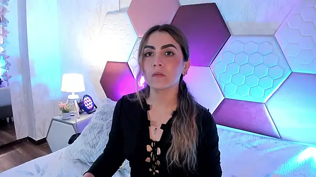 AriaRous Webcam-Show