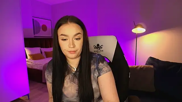 Онлайн чат XXX tinafox_