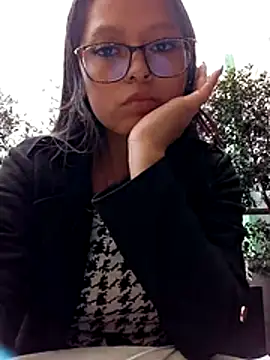 LunaHot_777のライブXXXチャット