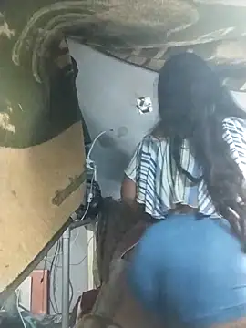 Chat +18 de Genesis3011 ao vivo