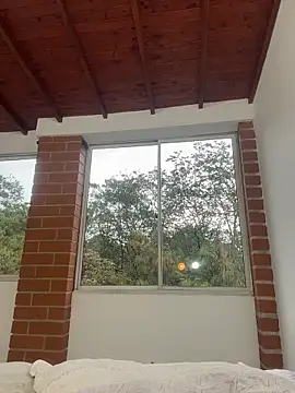 GreatBigAssHot Show in webcam