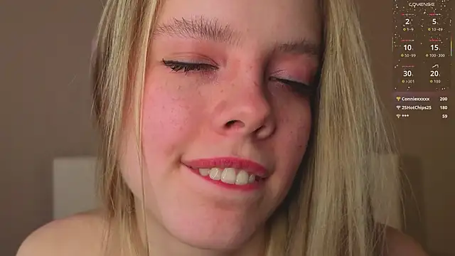 TiffinyMergist Chat XXX live