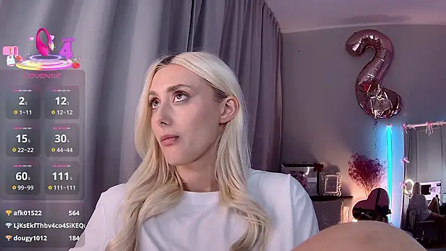 LoryWood 现场XXX聊天