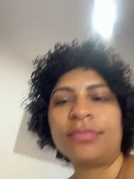 Tana_latin Adlı Modelin Canlı XXX Sohbeti