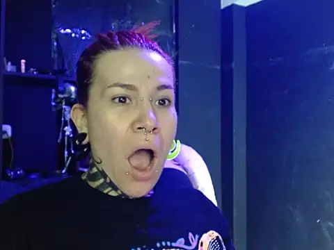 Pandora_9666: онлайн-секс-чат